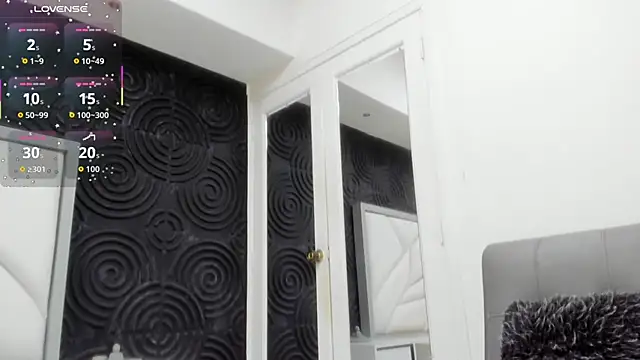 AbigailWilliams  online show from October 24, 2025, 11:09 am