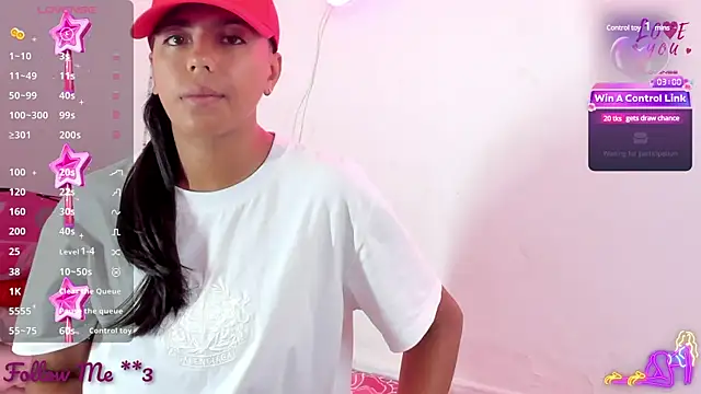 Snapshot of BarbieHotLaura chatting on March 16, 2025, 2:11 pm BarbieHotLaura online show from March 16, 2025, 2:11 pm