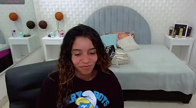 Snapshot of charlotte_0309 chatting on January 6, 2025, 6:31 pm charlotte 0309 online show from January 6, 2025, 6:31 pm