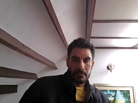 elkike1980 online show from April 20, 2026, 3:13 pm