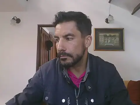 elkike1980 online show from April 22, 2026, 2:24 pm