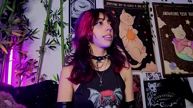 Snapshot of Nyx_nayla chatting on April 21, 2026, 1:42 am Nyx nayla online show from April 21, 2026, 1:42 am