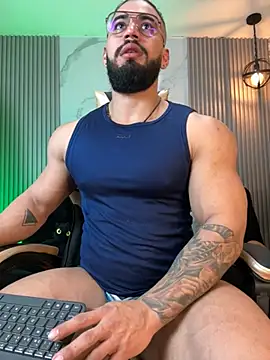 Snapshot of jaxon_colton chatting on February 4, 2026, 7:53 pm jaxon colton online show from February 4, 2026, 7:53 pm