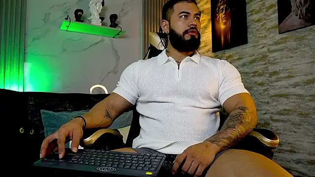 Snapshot of jaxon_colton chatting on January 15, 2026, 12:58 am jaxon colton online show from January 15, 2026, 12:58 am