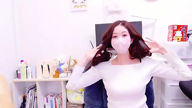 Snapshot of oxo_yuna_oxo chatting on December 29, 2024, 9:17 am oxo yuna oxo online show from December 29, 2024, 9:17 am