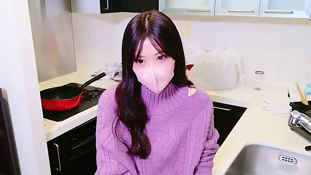 Snapshot of oxo_yuna_oxo chatting on March 14, 2025, 5:35 pm oxo yuna oxo online show from March 14, 2025, 5:35 pm