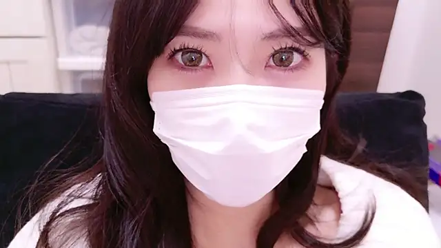 Snapshot of oxo_yuna_oxo chatting on March 15, 2025, 10:13 am oxo yuna oxo online show from March 15, 2025, 10:13 am