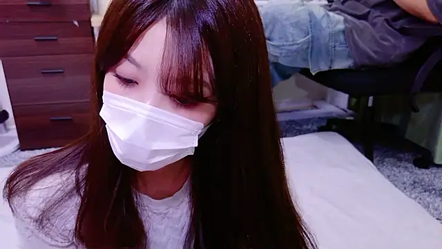 Snapshot of oxo_yuna_oxo chatting on September 17, 2025, 12:40 pm oxo yuna oxo online show from September 17, 2025, 12:40 pm