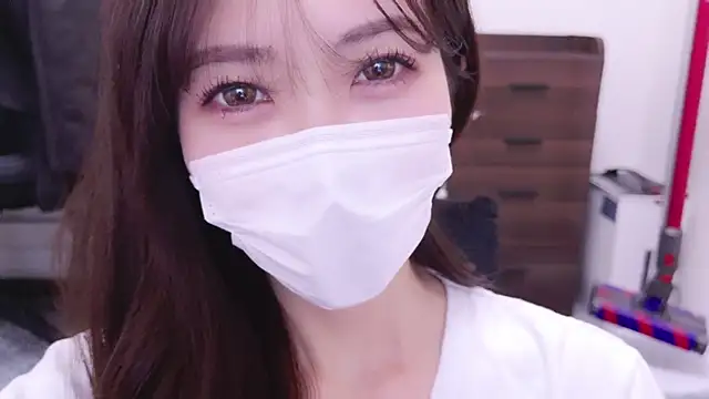 Snapshot of oxo_yuna_oxo chatting on March 9, 2025, 3:54 am oxo yuna oxo online show from March 9, 2025, 3:54 am