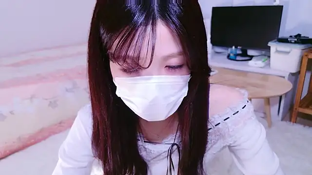 oxo yuna oxo online show from April 21, 2026, 3:51 pm