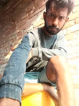 Snapshot of NICK_IN chatting on November 21, 2025, 2:43 am NICK IN online show from November 21, 2025, 2:43 am