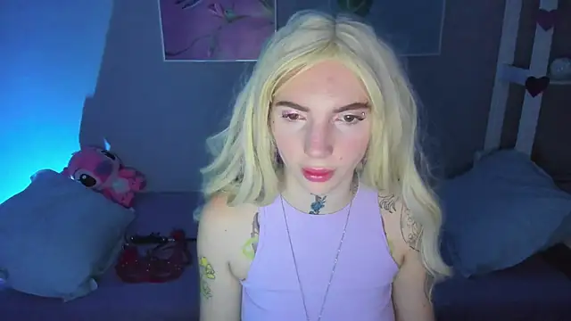 Snapshot of AnneTenet chatting on January 27, 2025, 6:09 am AnneTenet online show from January 27, 2025, 6:09 am