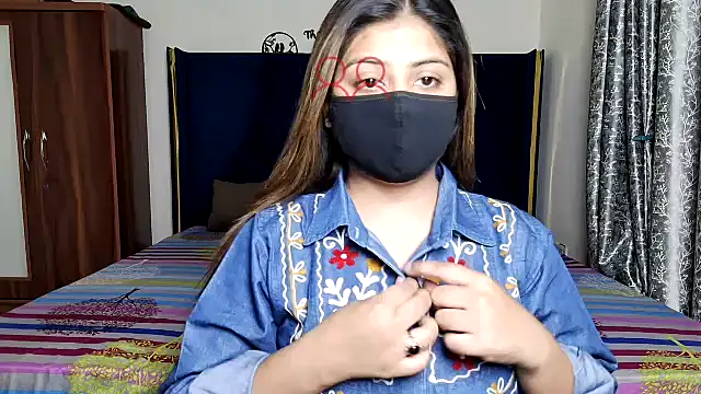 Snapshot of Hoty-Shivangi chatting on May 22, 2026, 7:34 pm Hoty-Shivangi online show from May 22, 2026, 7:34 pm