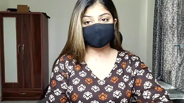 Snapshot of Hoty-Shivangi chatting on May 16, 2026, 10:36 am Hoty-Shivangi online show from May 16, 2026, 10:36 am
