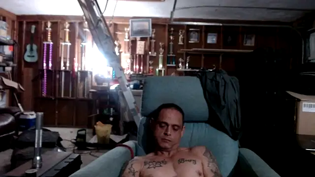 Snapshot of Buffshagswell chatting on March 20, 2025, 8:31 am Buffshagswell online show from March 20, 2025, 8:31 am