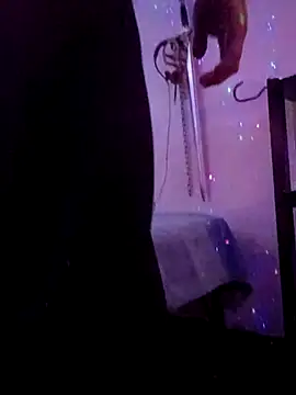 Snapshot of Buffshagswell chatting on November 28, 2025, 8:31 pm Buffshagswell online show from November 28, 2025, 8:31 pm