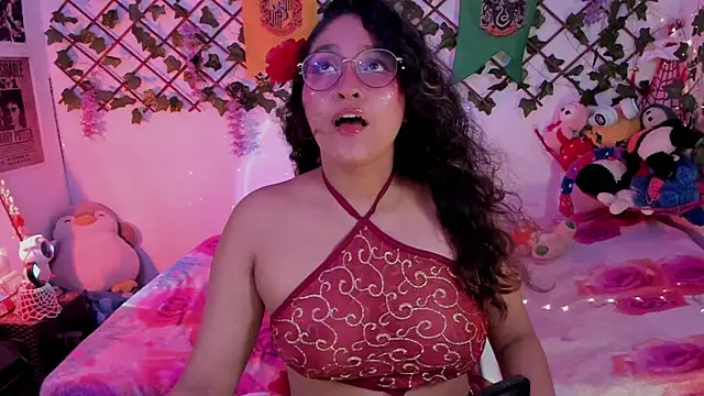 Snapshot of cutepie_uwu_ chatting on February 2, 2025, 4:37 am cutepie uwu online show from February 2, 2025, 4:37 am