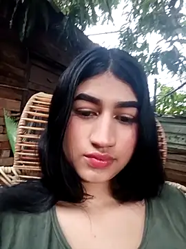 Snapshot of Julix_A chatting on February 8, 2026, 8:17 pm Julix A online show from February 8, 2026, 8:17 pm