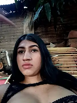 Snapshot of Julix_A chatting on September 14, 2025, 10:21 pm Julix A online show from September 14, 2025, 10:21 pm