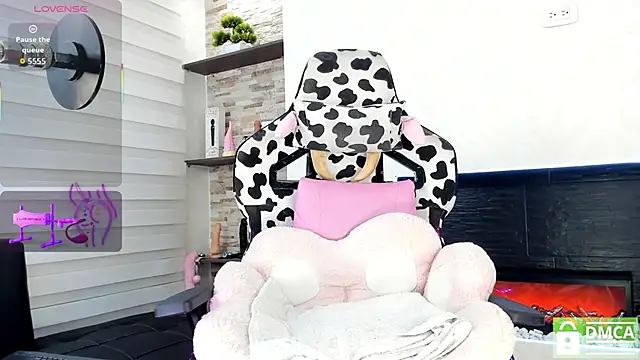 Snapshot of Brisa_white69 chatting on September 12, 2025, 2:01 am Brisa white69 online show from September 12, 2025, 2:01 am