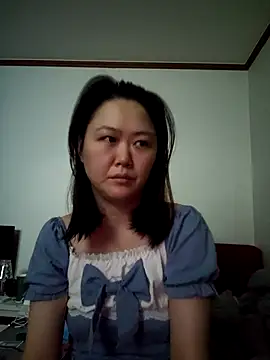 rami0428 online show from March 17, 2026, 8:28 am