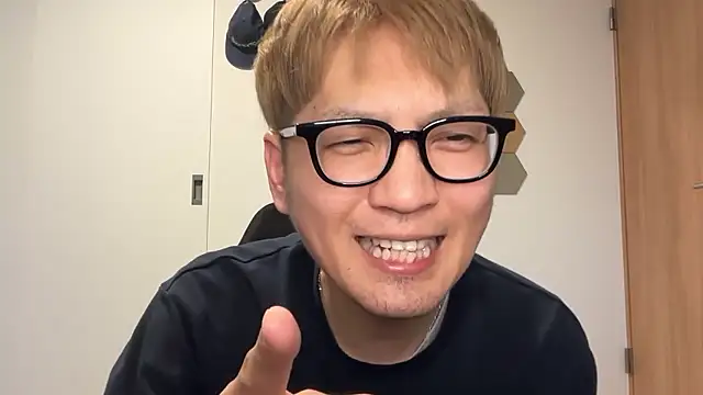 kensnb online show from December 13, 2025, 8:04 pm