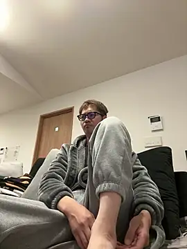 kensnb online show from March 17, 2025, 8:51 pm