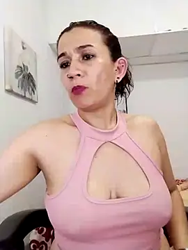 Hikaryfire online show from March 19, 2025, 4:25 am