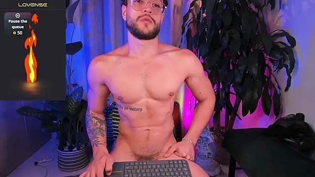 felixsantox online show from September 21, 2025, 1:55 am