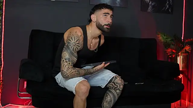 Austin bolt online show from December 1, 2025, 3:40 am