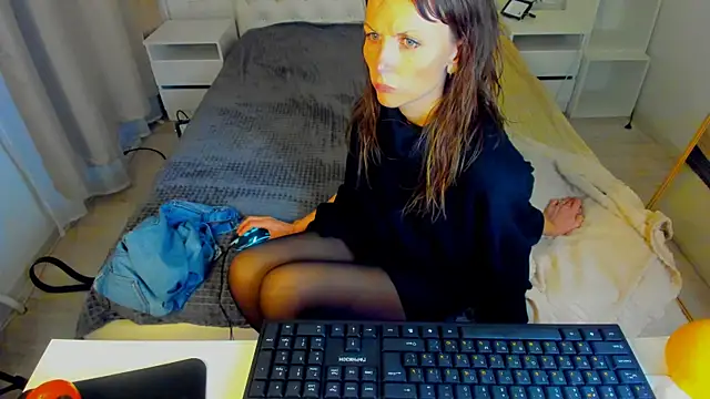 Elizabe th online show from January 22, 2025, 12:48 am