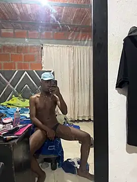 Snapshot of jaell2121 chatting on February 18, 2026, 7:39 am jaell2121 online show from February 18, 2026, 7:39 am