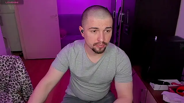 Michael Wolfborn online show from April 20, 2026, 2:18 pm