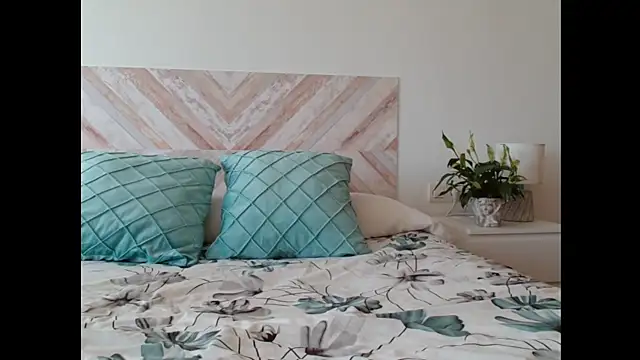 Snapshot of secretmuses chatting on November 19, 2025, 8:36 am secretmuses online show from November 19, 2025, 8:36 am