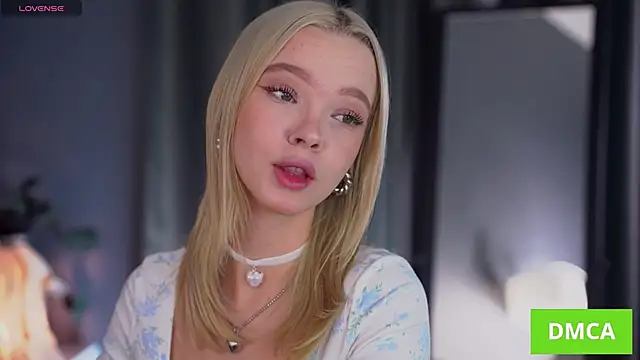  AlinaBailey online show from October 27, 2025, 7:31 am