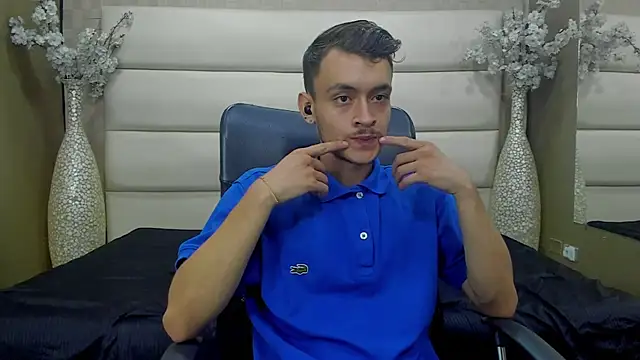 Desmon Clark online show from March 9, 2025, 12:42 am