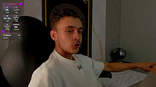 Desmon Clark online show from March 6, 2025, 4:19 am