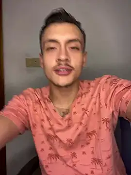 Snapshot of Desmon_Clark chatting on July 12, 2026, 6:58 am Desmon Clark online show from July 12, 2026, 6:58 am