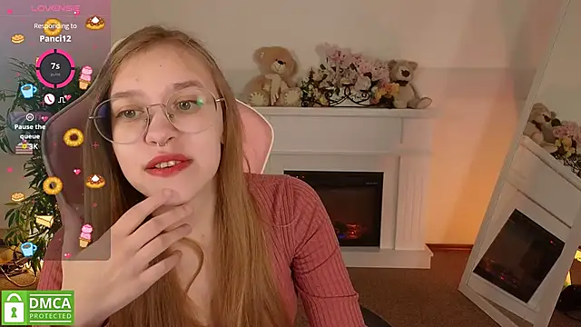 LayriantaVee online show from March 28, 2026, 7:09 am