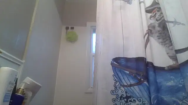 clitstitsandbongrips online show from October 7, 2025, 11:39 pm