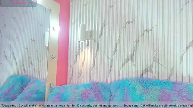 valentina lux online show from October 20, 2025, 7:14 pm