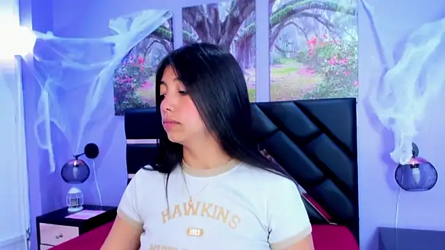 Snapshot of KimberlyVillaLobos chatting on October 17, 2025, 11:45 am KimberlyVillaLobos online show from October 17, 2025, 11:45 am