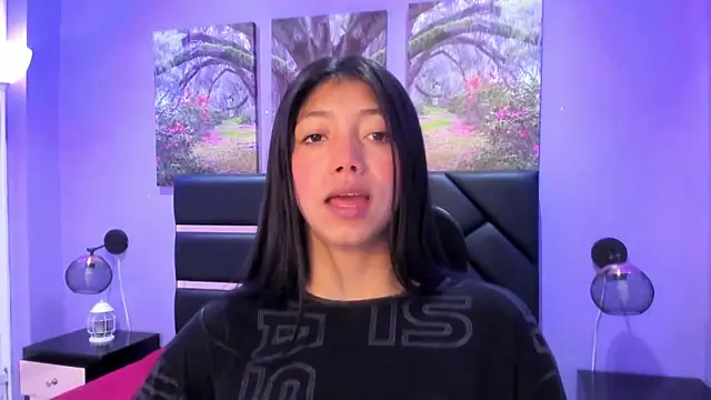 Snapshot of KimberlyVillaLobos chatting on November 17, 2025, 11:36 am KimberlyVillaLobos online show from November 17, 2025, 11:36 am