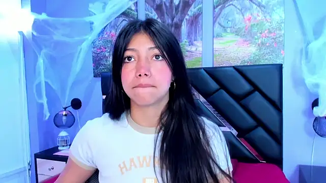 Snapshot of KimberlyVillaLobos chatting on October 20, 2025, 11:33 am KimberlyVillaLobos online show from October 20, 2025, 11:33 am