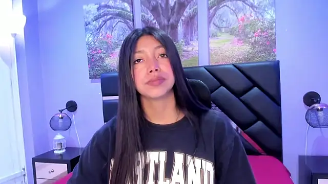 Snapshot of KimberlyVillaLobos chatting on November 13, 2025, 11:58 am KimberlyVillaLobos online show from November 13, 2025, 11:58 am