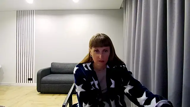 Daniella Lorente online show from March 19, 2025, 5:39 pm