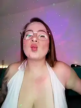 soofy   online show from February 11, 2026, 4:34 am