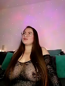 Snapshot of soofy__ chatting on October 15, 2025, 2:54 am soofy online show from October 15, 2025, 2:54 am