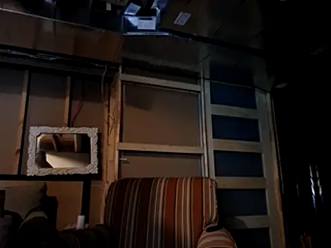 Snapshot of Frankdick01 chatting on February 19, 2026, 5:15 am Frankdick01 online show from February 19, 2026, 5:15 am