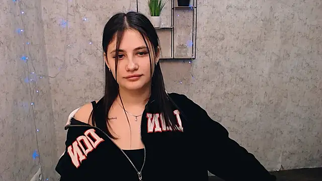Snapshot of AliceSexyyy_ chatting on February 13, 2025, 12:24 am AliceSexyyy online show from February 13, 2025, 12:24 am